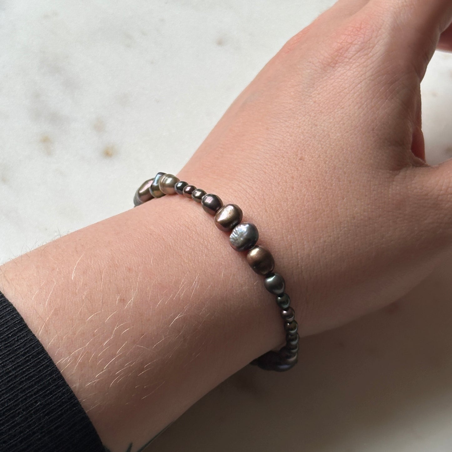 Monika|Upcycled irregular pearls bracelet