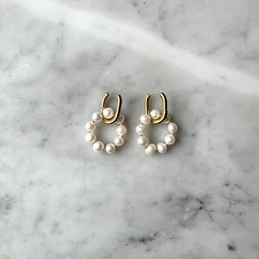 Noonie | 2 in 1 | Upcycled pearls creole earrings