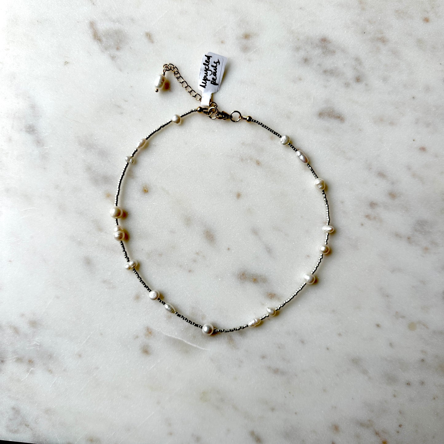 Anna | Pearls and glass beads necklace