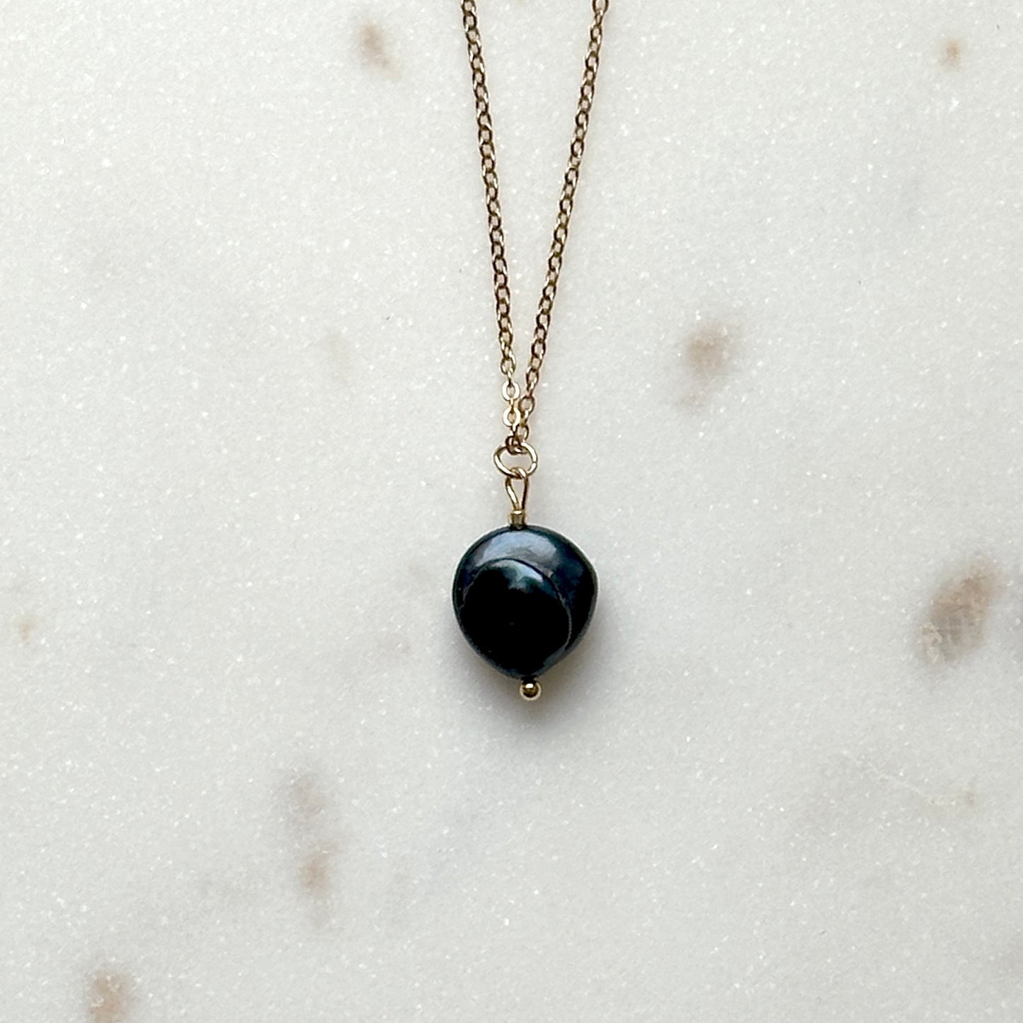 Mama | Upcycled keshi pearl necklace
