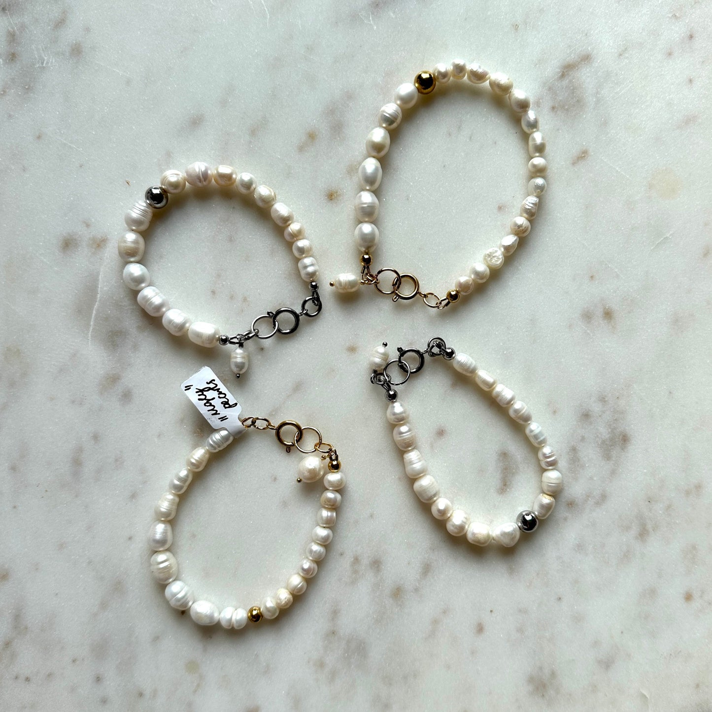 Roma | Destroyed pearls bracelet