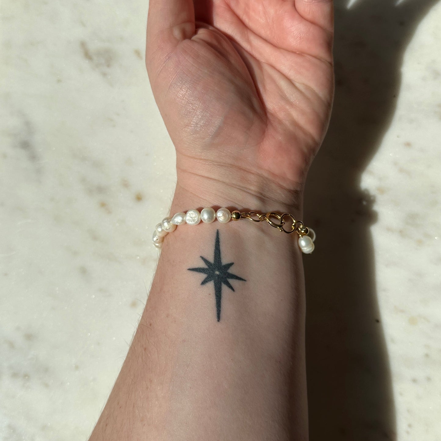 Roma | Destroyed pearls bracelet