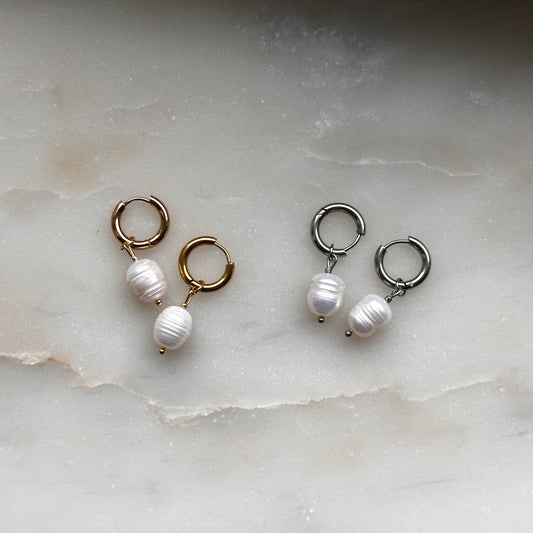 Johanna|2 in 1|Minimalistic pearl earrings