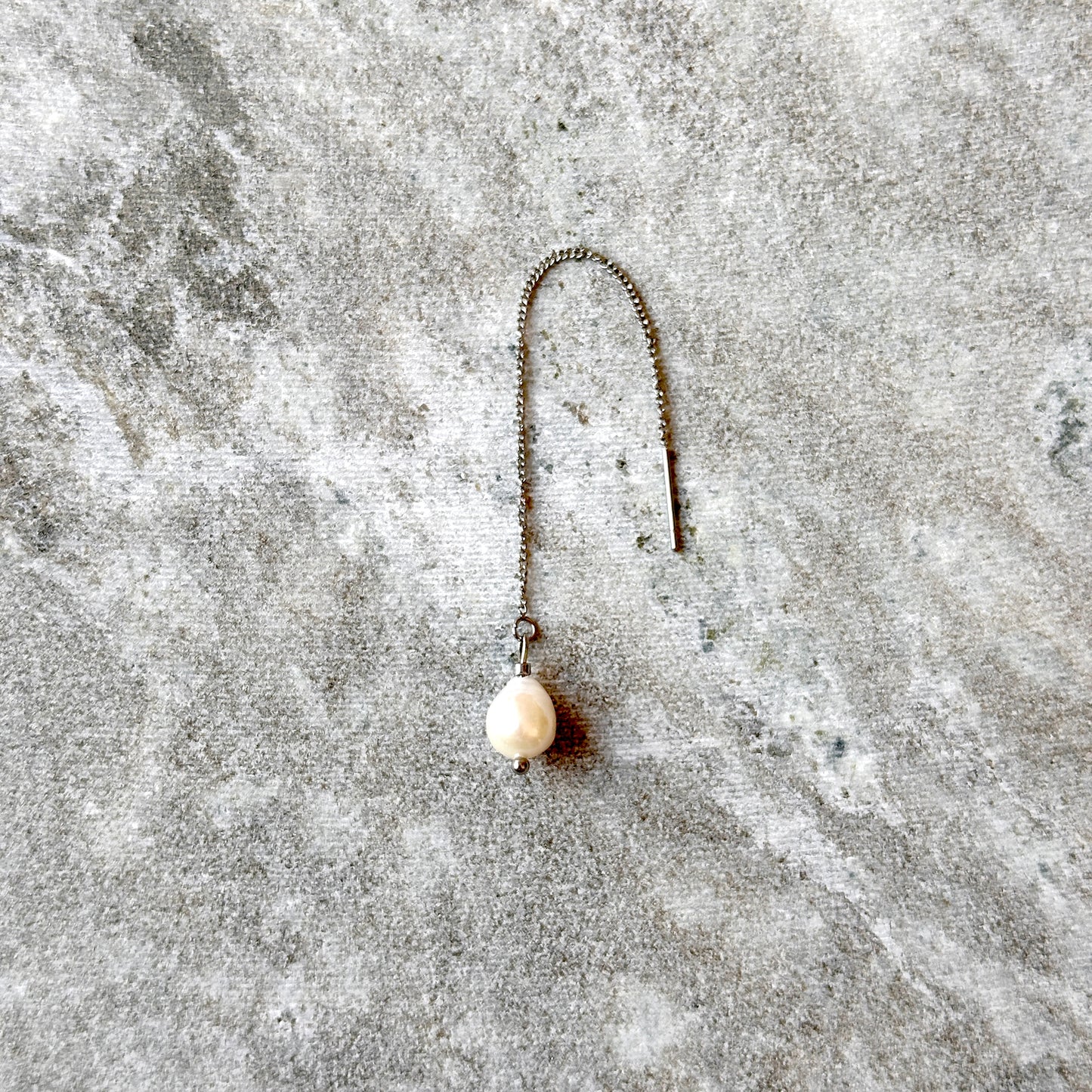 Rebecca • minimalistic handmade pearl earrings
