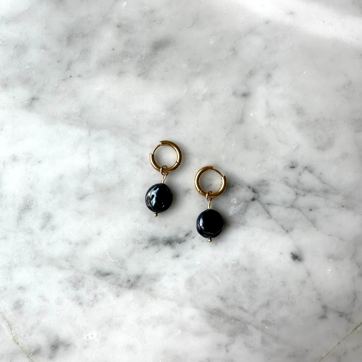 Mama | 2 in 1 | Upcycled keshi pearl earrings