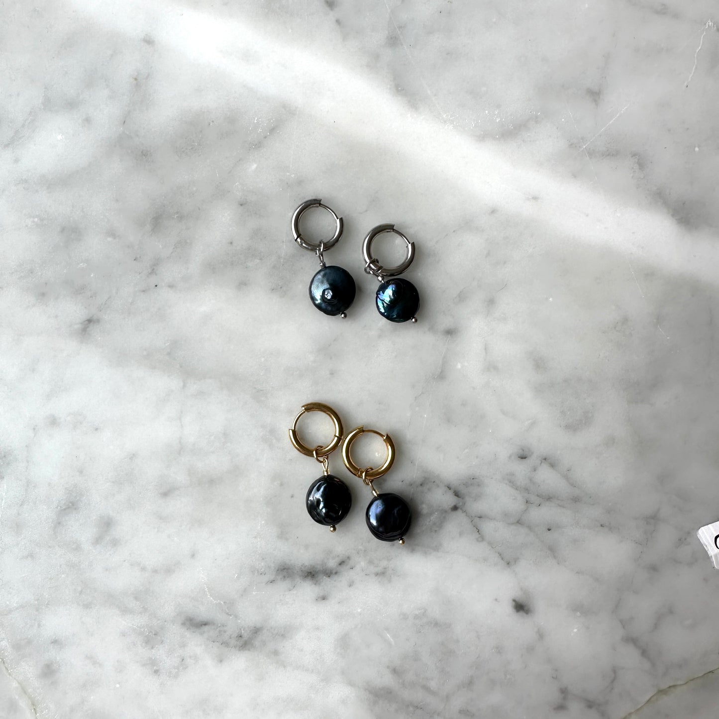 Mama | 2 in 1 | Upcycled keshi pearl earrings