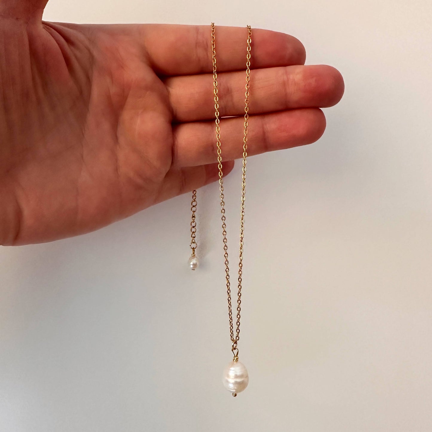 Johanna｜Minimalistic pearl necklace