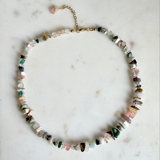 Alicja｜Upcycled crystal and stone chips necklace