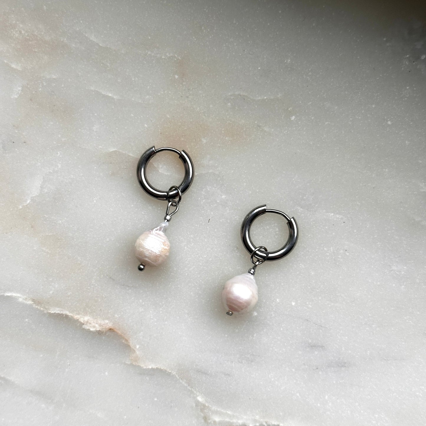 Lisa｜2 in 1｜Baroque pearl earrings