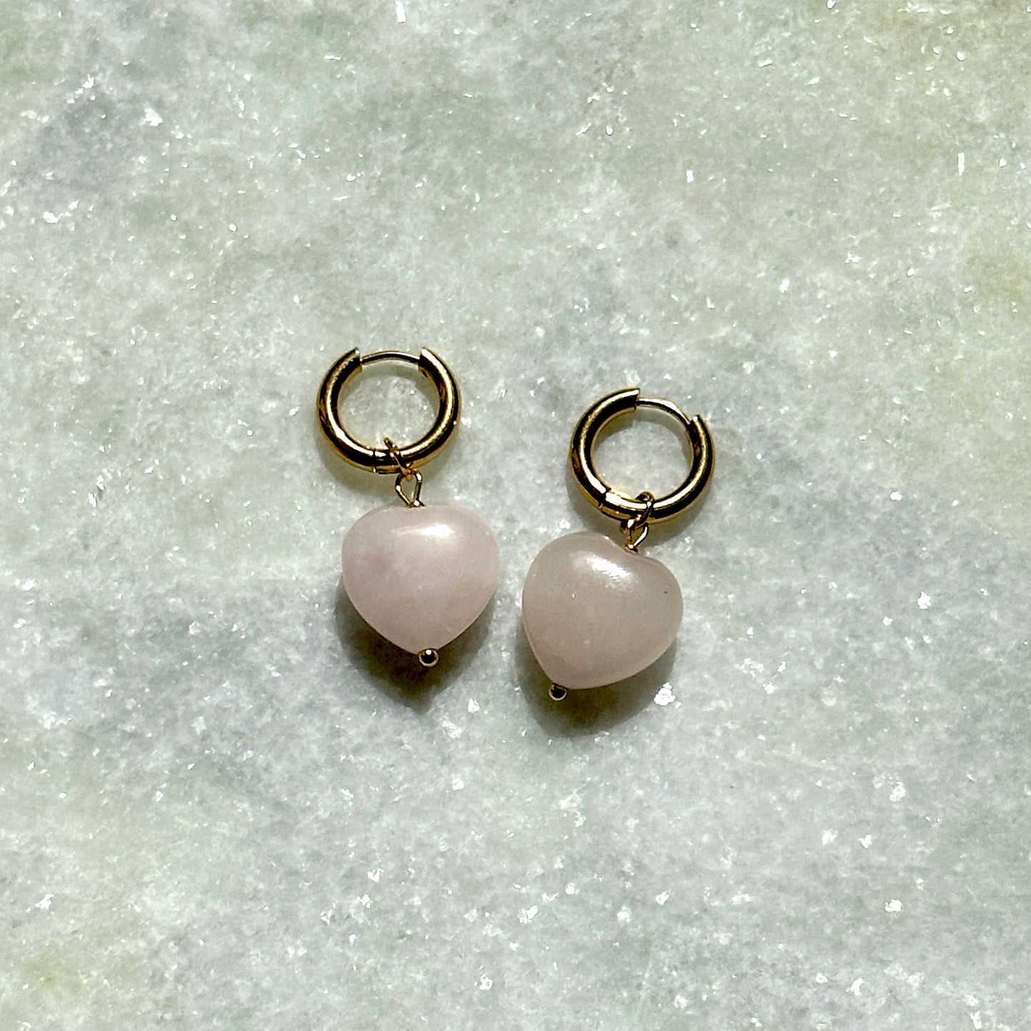 Ai (love) | 2 in 1 | Earrings with stone hearts