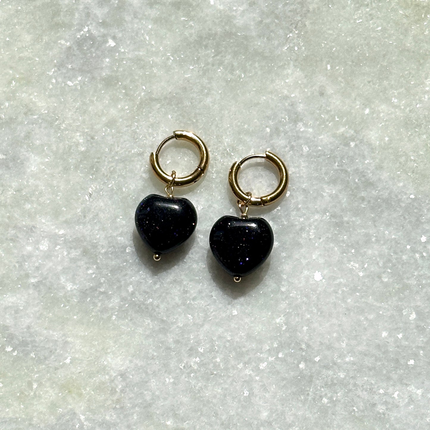 Ai (love) | 2 in 1 | Earrings with stone hearts