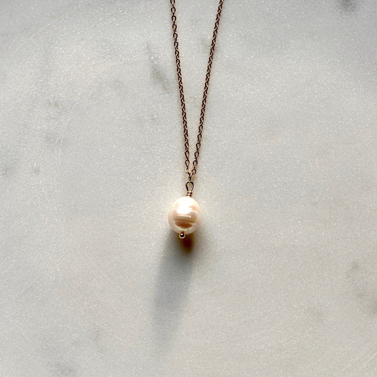 Johanna｜Minimalistic pearl necklace