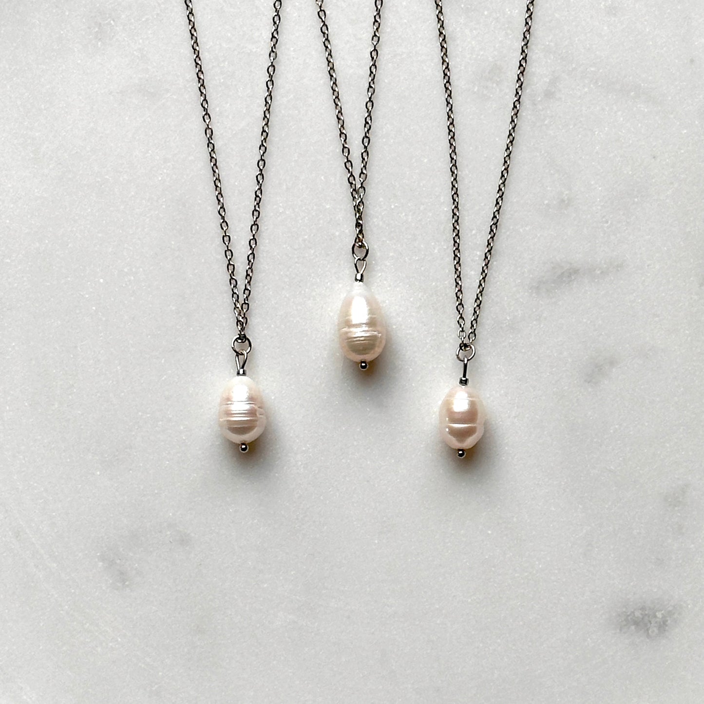 Johanna｜Minimalistic pearl necklace