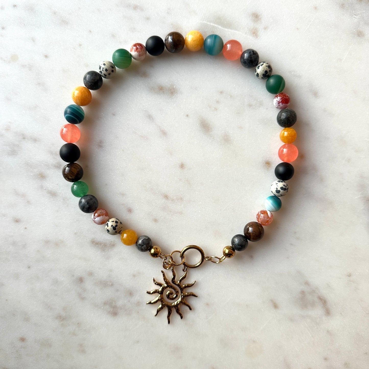 Victoria | Colorful necklace with movable pendants