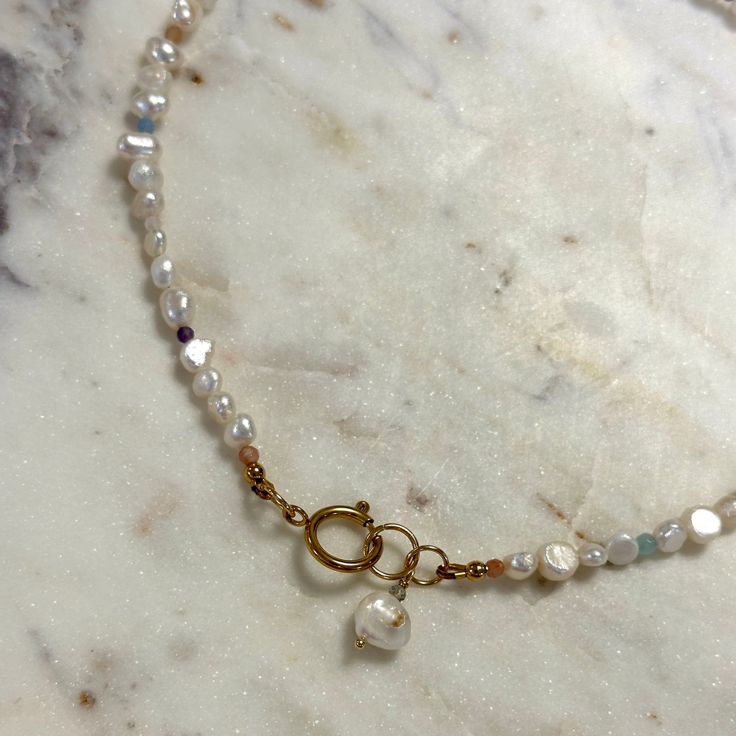 Julia • upcycled pearls necklace