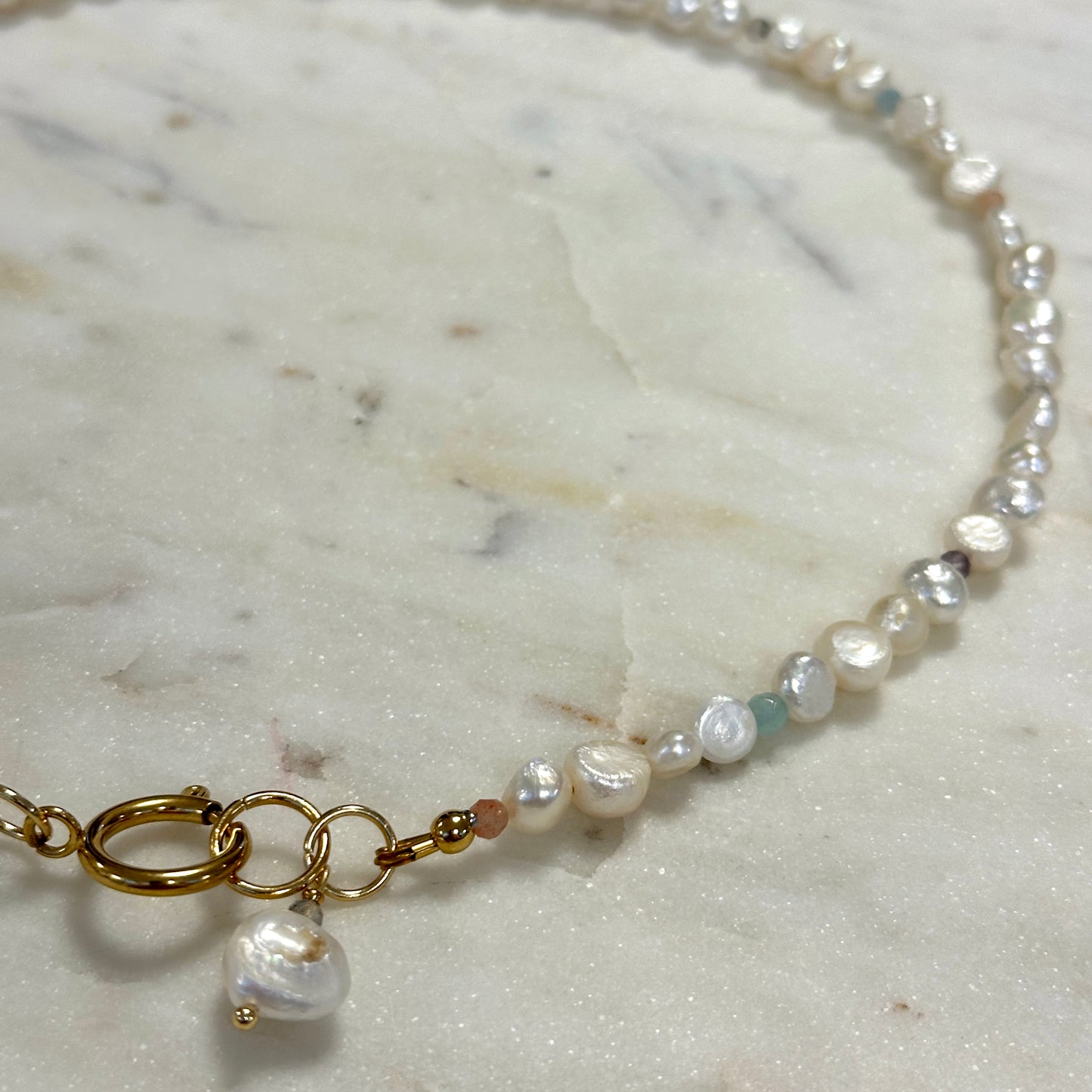 Julia • upcycled pearls necklace